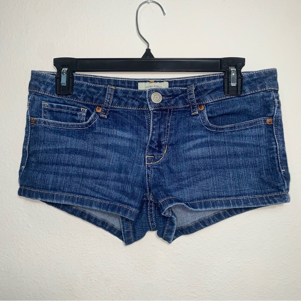 Aeropostale Aero Low Rise Short Shorts Size 3/4